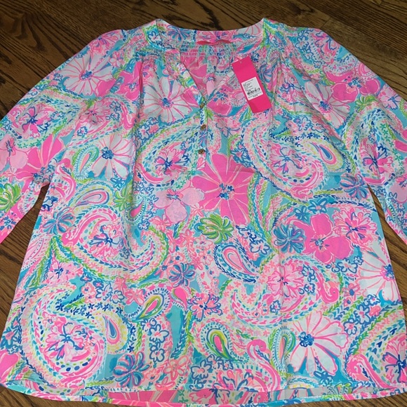 Lilly Pulitzer ELSA 100% Silk Top Flock Full of Fun Pink Blue Blouse size Medium - Picture 2 of 7